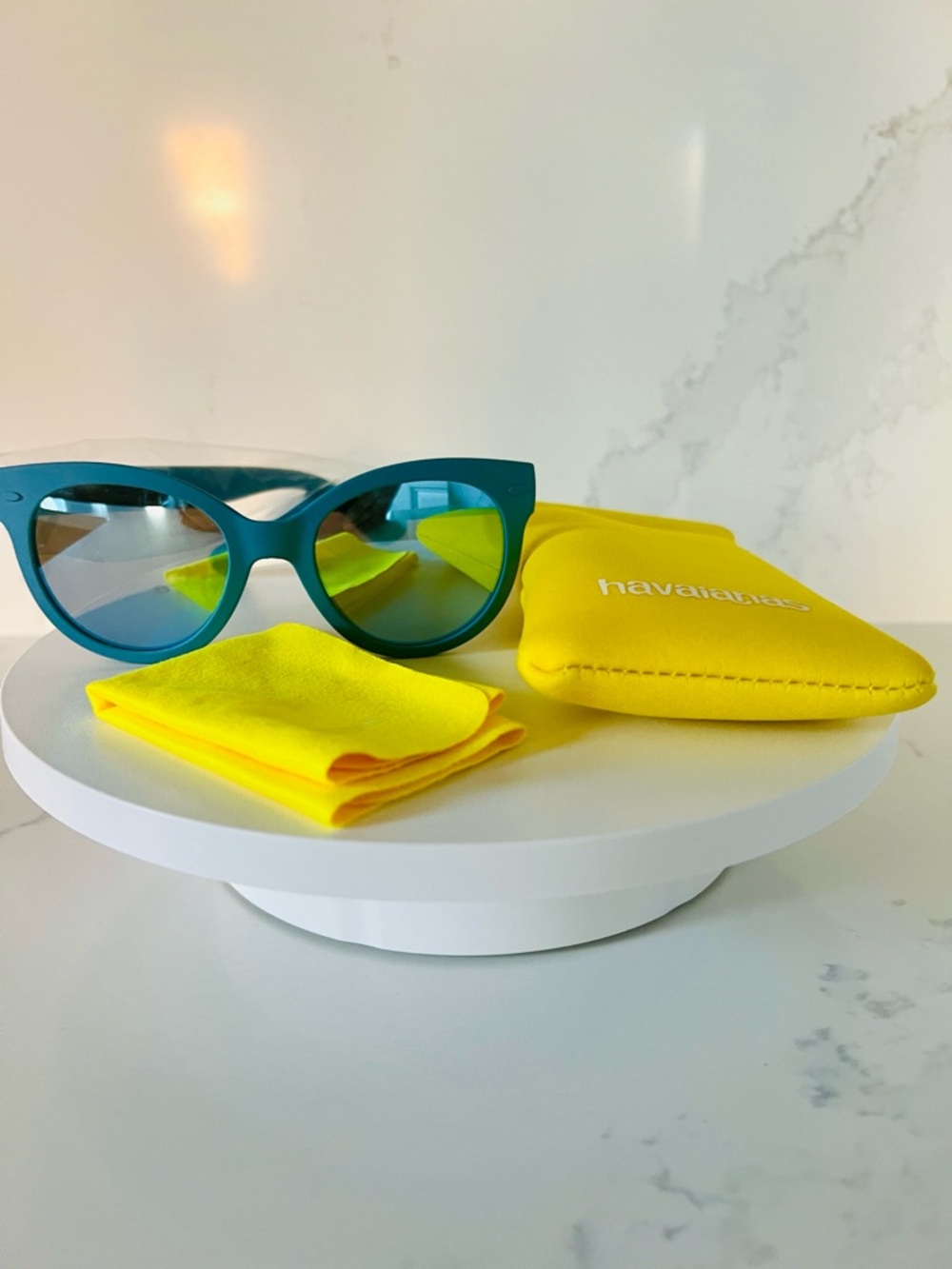 Havaianas Sunglasses Women's Noronha Blue Aqua, 47 mm NWOT